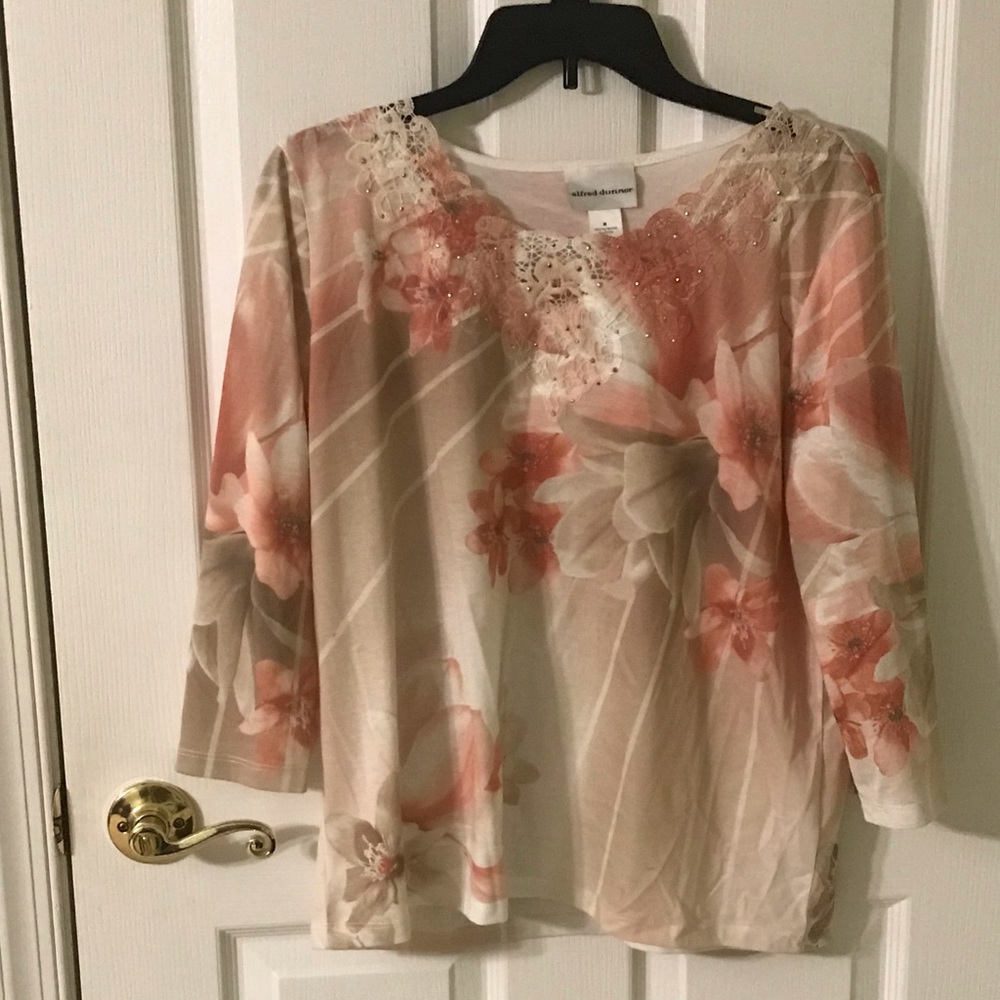 Women top